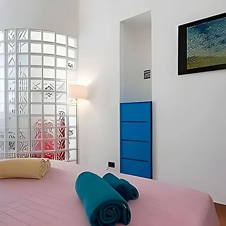 Nonpertutti Piazza Castello Senior And Families 4*